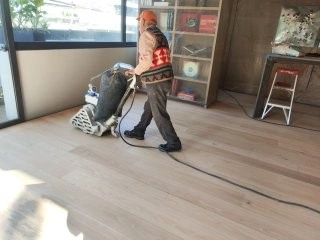 grupo zurcom construccion de departamentos con carpinteria Allan Poe 03