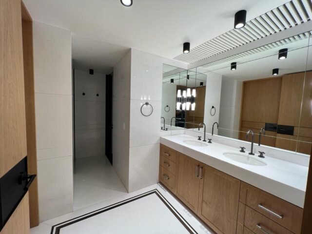 BAÑO PRINCIPAL
