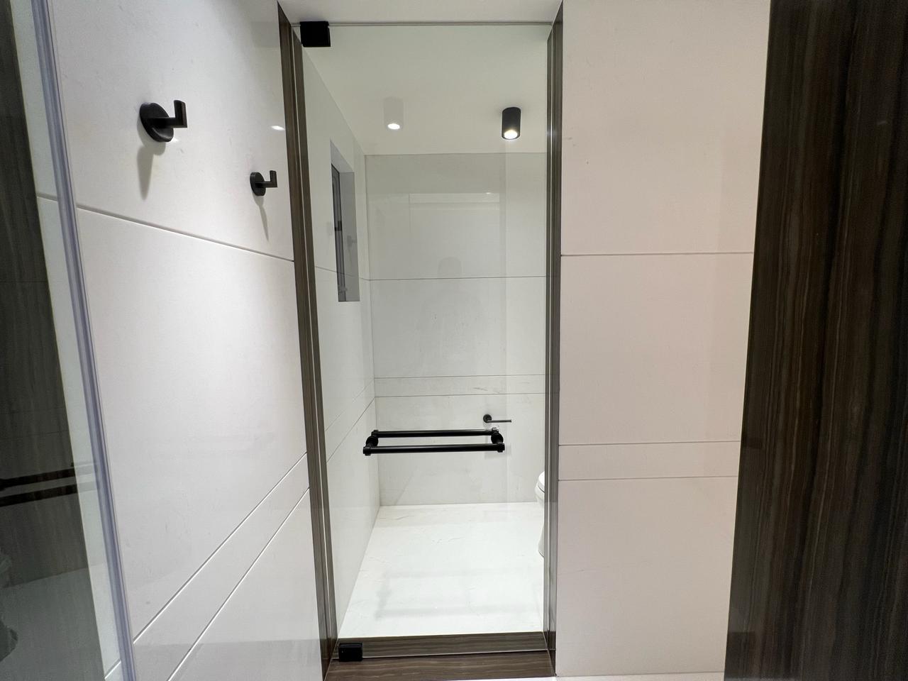 LAMBRINES EN BAÑOS