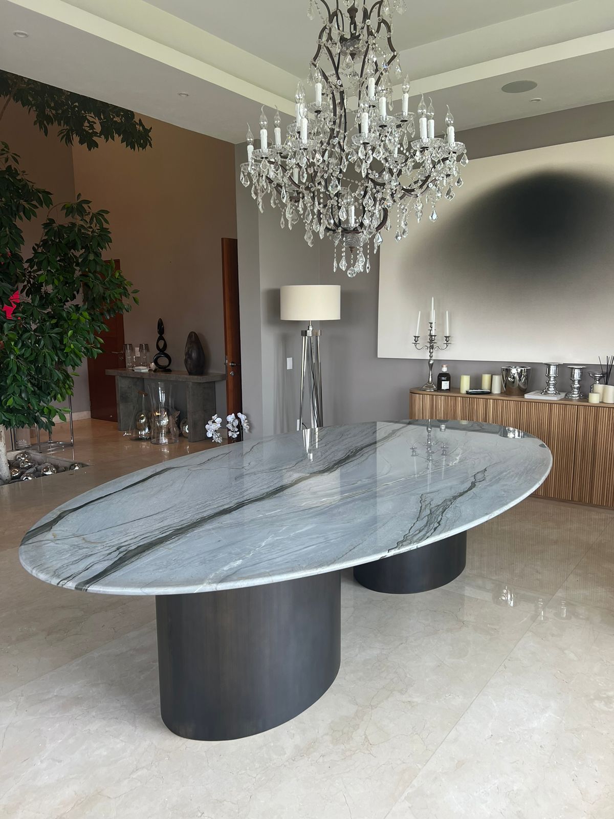 MESA DE COMEDOR 1